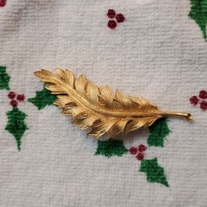 Vintage Leaf Brooch